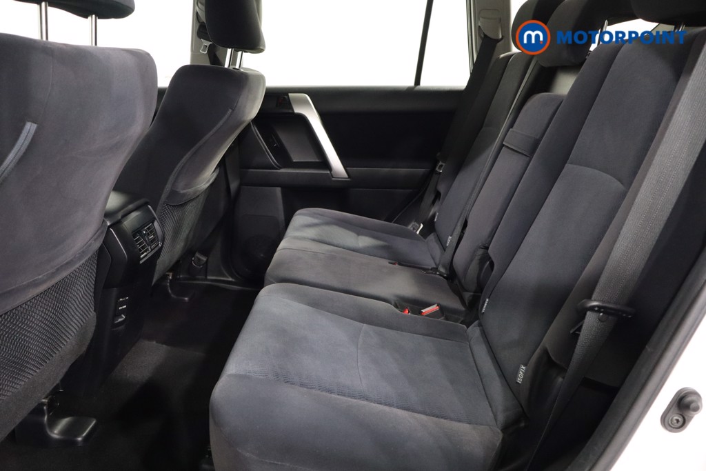 Toyota Land Cruiser Active Automatic Diesel SUV - Stock Number (1584104) - 5th supplementary image