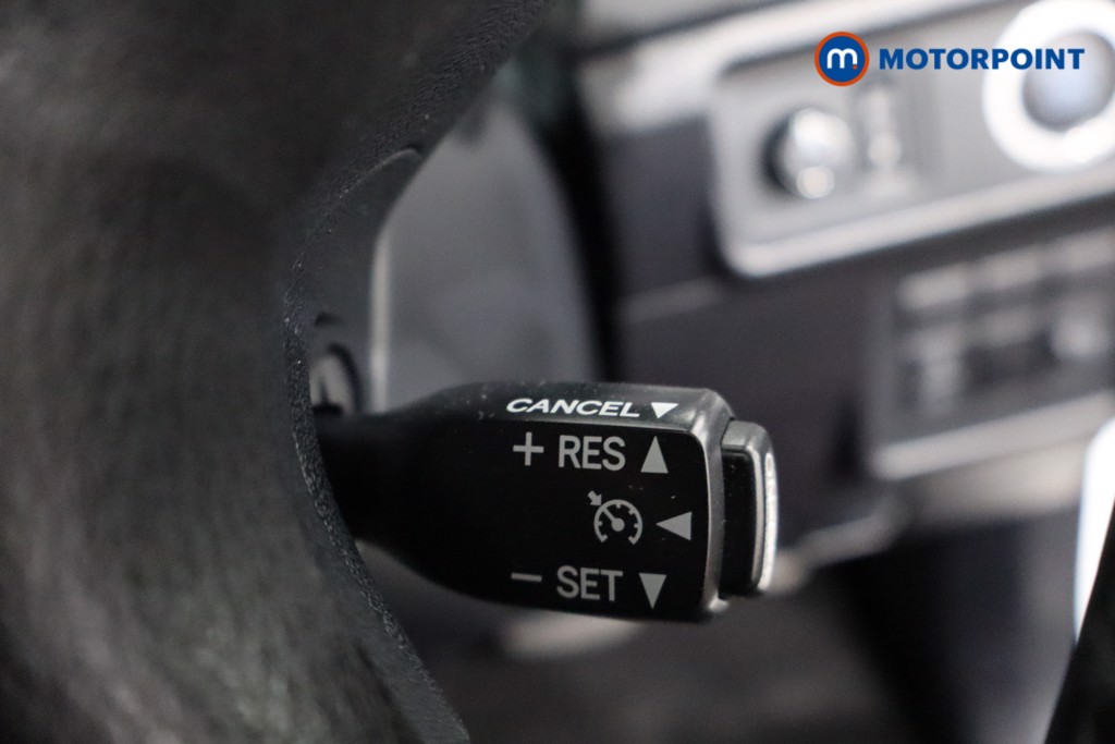 Toyota Land Cruiser Active Automatic Diesel SUV - Stock Number (1584104) - 17th supplementary image