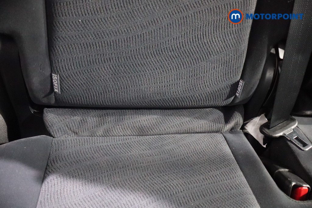 Toyota Land Cruiser Active Automatic Diesel SUV - Stock Number (1584104) - 27th supplementary image