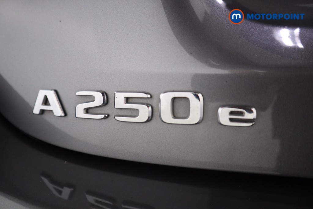 Mercedes-Benz A Class Amg Line Automatic Petrol Plug-In Hybrid Hatchback - Stock Number (1584188) - 18th supplementary image