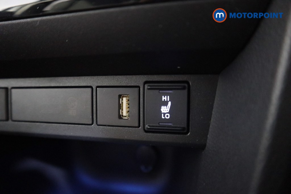 Toyota Yaris Cross Excel Automatic Petrol-Electric Hybrid Estate - Stock Number (1584437) - 10th supplementary image