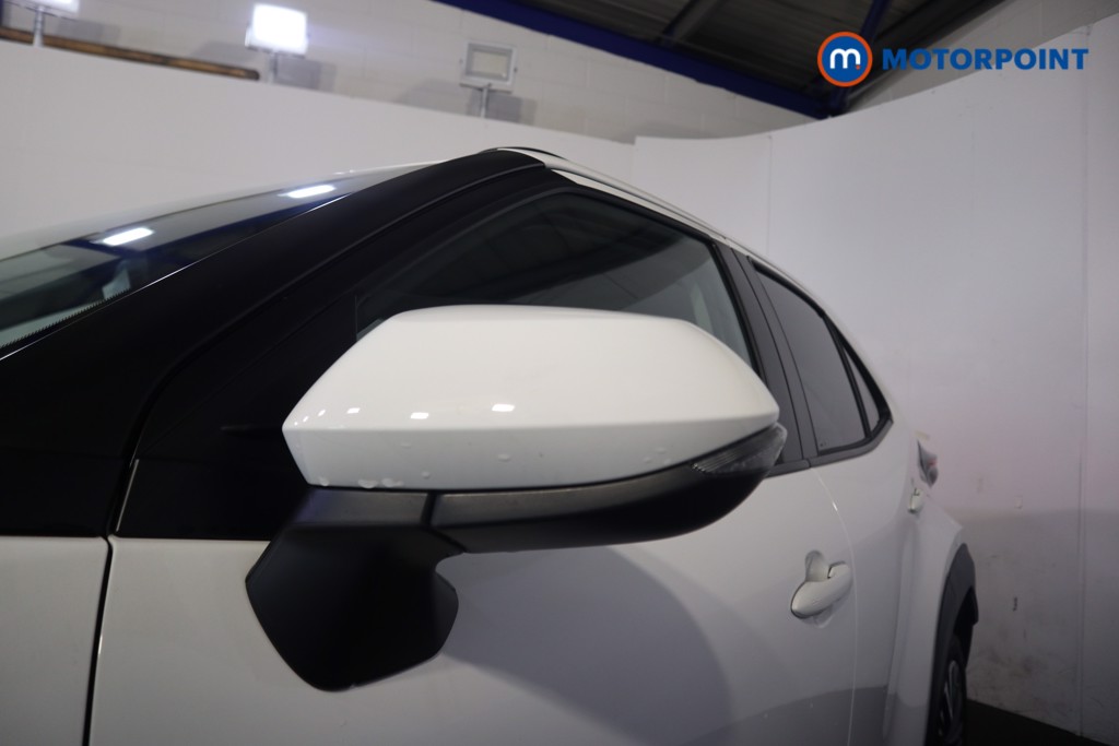 Toyota Yaris Cross Excel Automatic Petrol-Electric Hybrid Estate - Stock Number (1584437) - 25th supplementary image