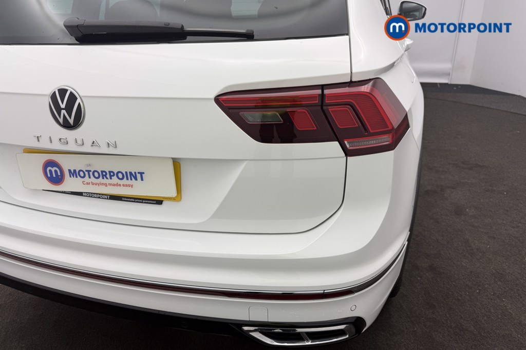 Volkswagen Tiguan R-Line Automatic Petrol SUV - Stock Number (1584466) - 8th supplementary image