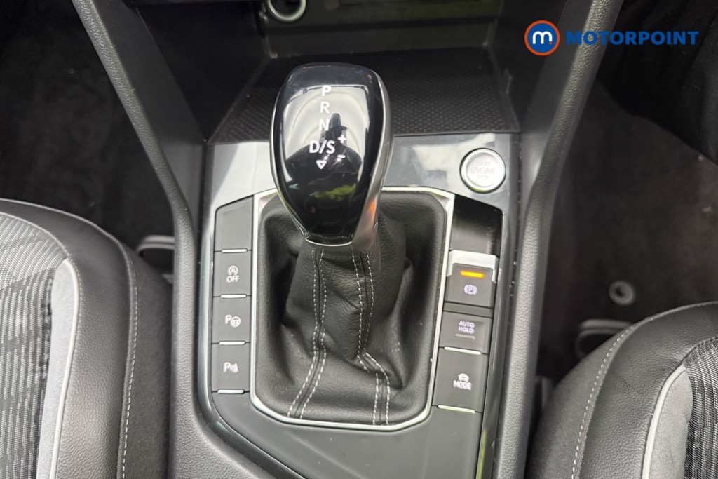 Volkswagen Tiguan R-Line Automatic Petrol SUV - Stock Number (1584466) - 19th supplementary image