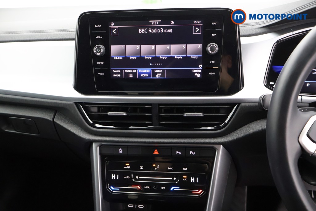 Volkswagen T-Roc Life Automatic Petrol SUV - Stock Number (1584496) - 5th supplementary image