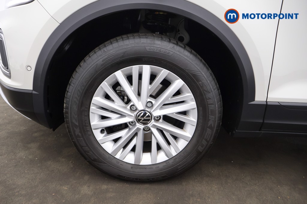 Volkswagen T-Roc Life Automatic Petrol SUV - Stock Number (1584496) - 18th supplementary image