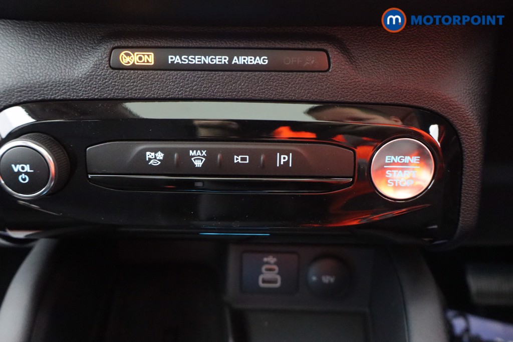 Ford Kuga Titanium Automatic Petrol Plug-In Hybrid SUV - Stock Number (1584572) - 8th supplementary image
