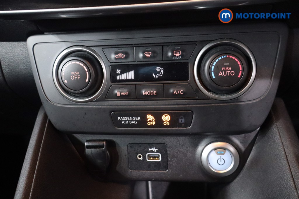 Nissan Leaf Acenta Automatic Electric Hatchback - Stock Number (1584764) - 16th supplementary image