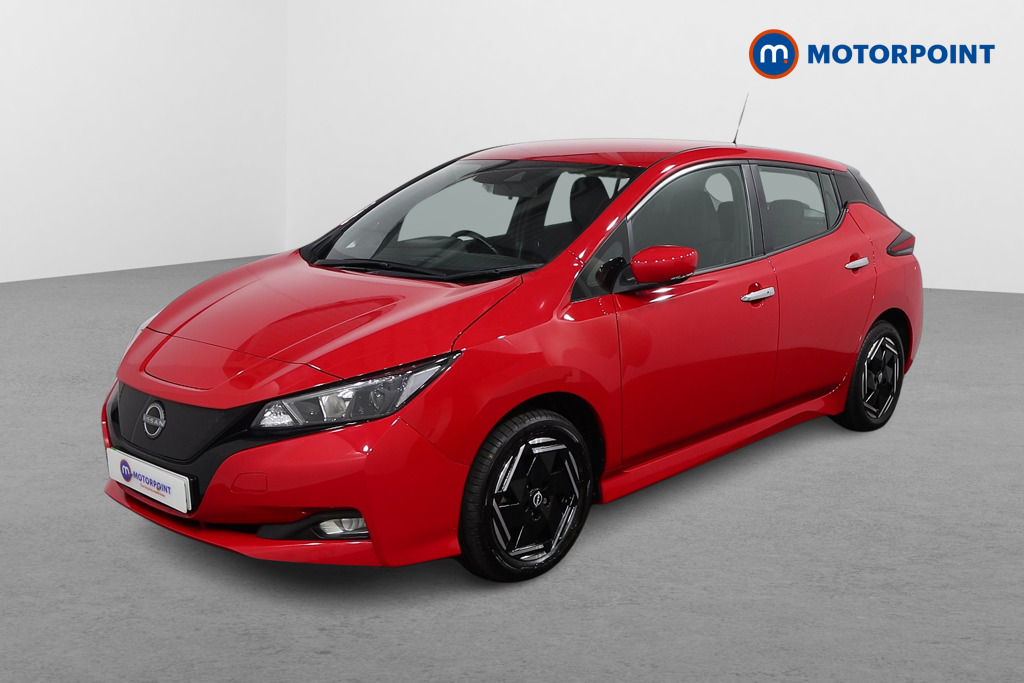 Nissan Leaf Acenta Automatic Electric Hatchback - Stock Number (1584764) - Passenger side front corner