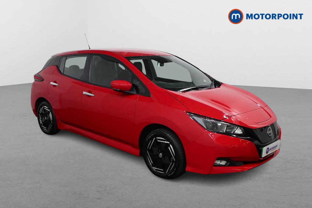 Nissan Leaf Acenta Automatic Electric Hatchback - Stock Number (1584764) - Drivers side front corner