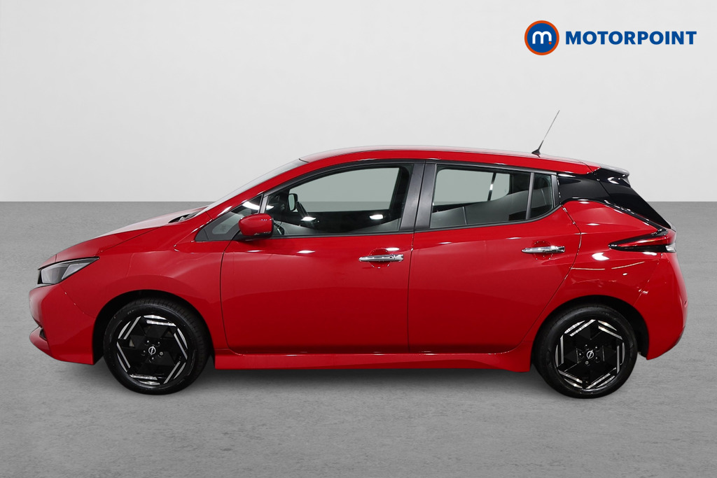 Nissan Leaf Acenta Automatic Electric Hatchback - Stock Number (1584764) - Passenger side