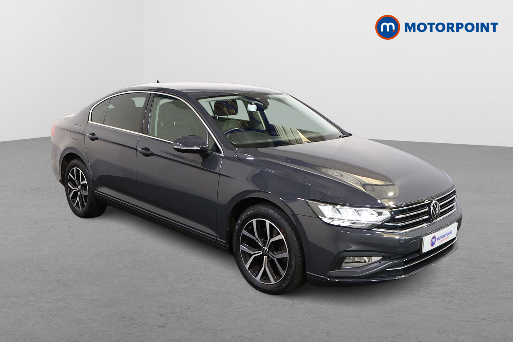 Volkswagen Passat SEL Automatic Petrol Saloon - Stock Number (1584944) - Drivers side front corner