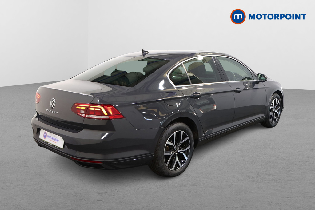 Volkswagen Passat SEL Automatic Petrol Saloon - Stock Number (1584944) - Drivers side rear corner