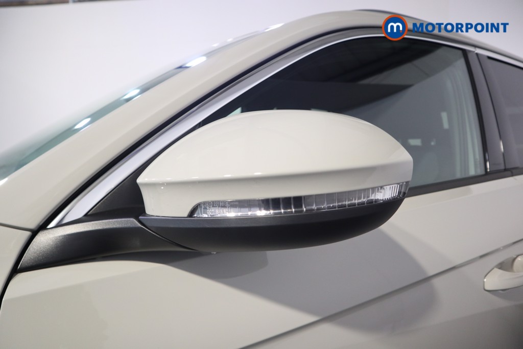 Volkswagen T-Roc R-Line Automatic Petrol SUV - Stock Number (1584978) - 27th supplementary image