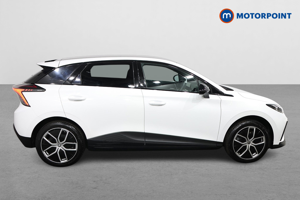 Mg Motor Uk MG4 Trophy Automatic Electric SUV - Stock Number (1584994) - Drivers side