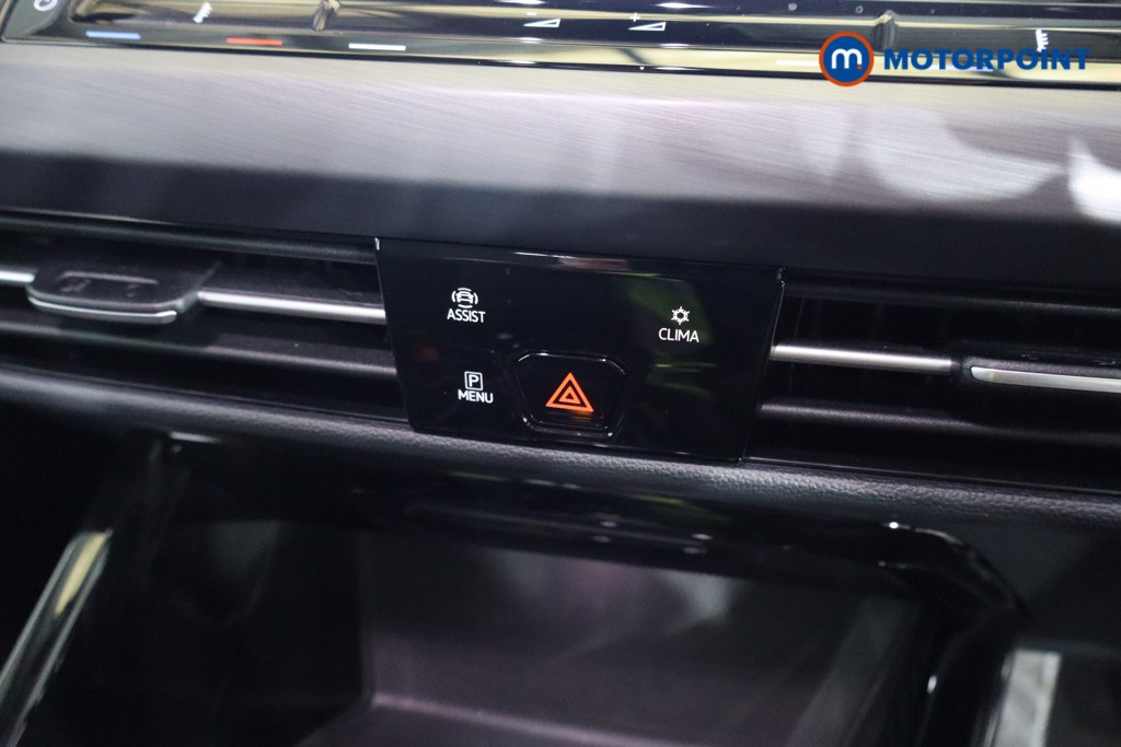 Volkswagen Golf Style Automatic Petrol Hatchback - Stock Number (1585643) - 13th supplementary image