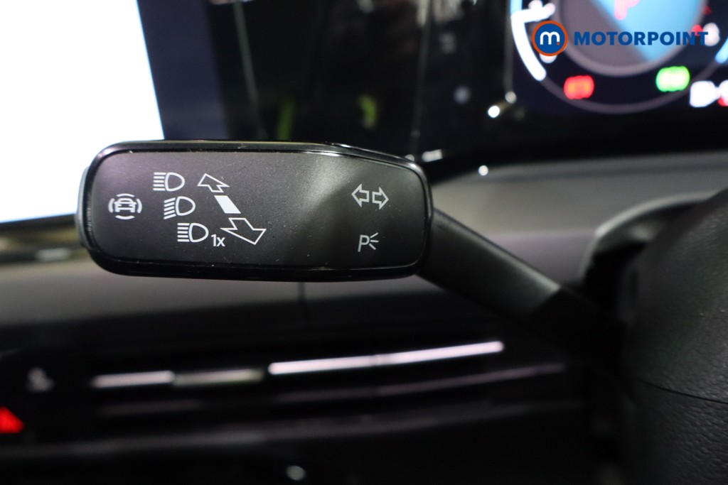 Volkswagen Golf Style Automatic Petrol Hatchback - Stock Number (1585643) - 17th supplementary image
