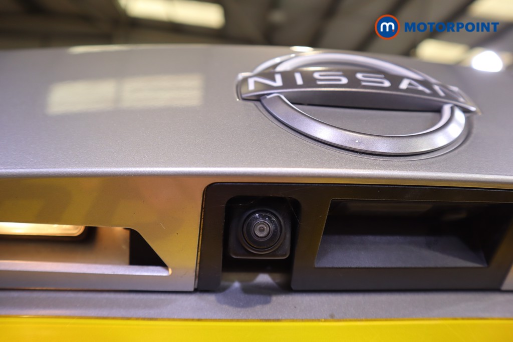 Nissan Juke N-Connecta Automatic Petrol SUV - Stock Number (1586060) - 21st supplementary image