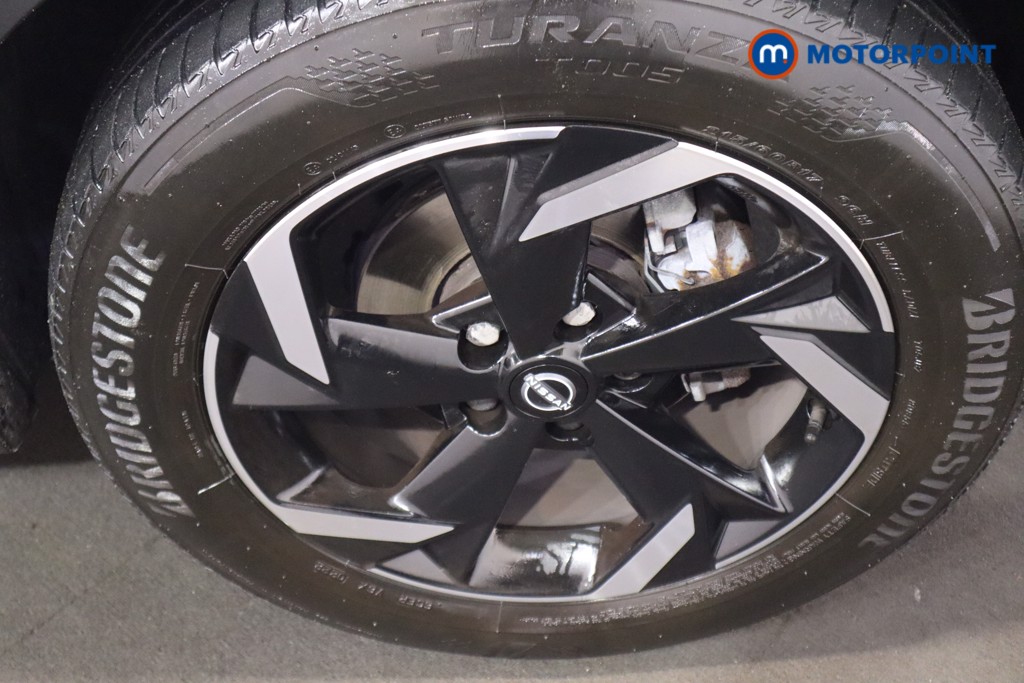 Nissan Juke N-Connecta Automatic Petrol SUV - Stock Number (1586060) - 25th supplementary image