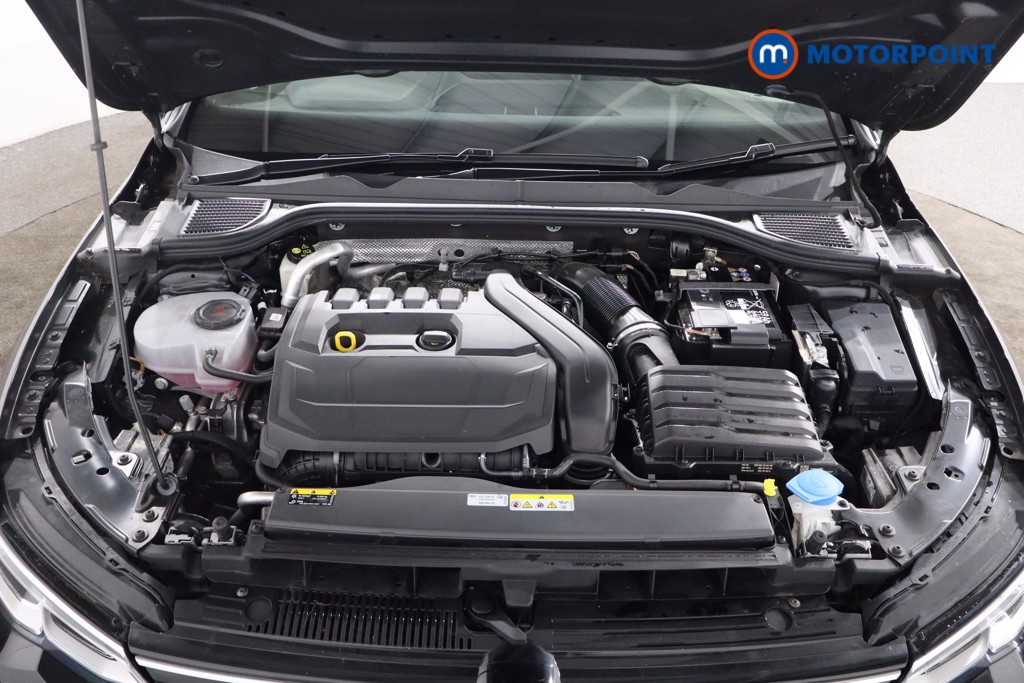 Volkswagen Golf R-Line Automatic Petrol Hatchback - Stock Number (1586308) - 31st supplementary image
