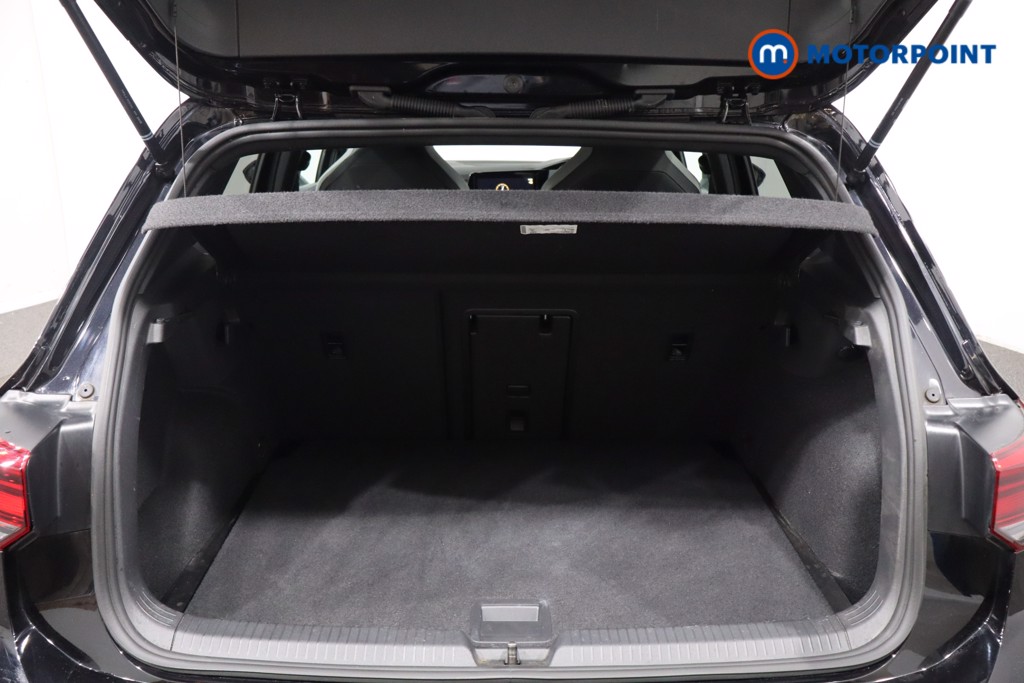 Volkswagen Golf R-Line Automatic Petrol Hatchback - Stock Number (1586308) - 36th supplementary image