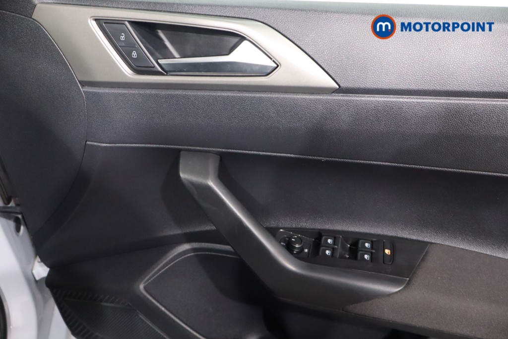 Volkswagen Polo SE Manual Petrol Hatchback - Stock Number (1541220) - 21st supplementary image
