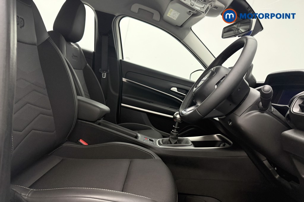 Jeep Avenger Altitude Manual Petrol SUV - Stock Number (1565120) - 7th supplementary image