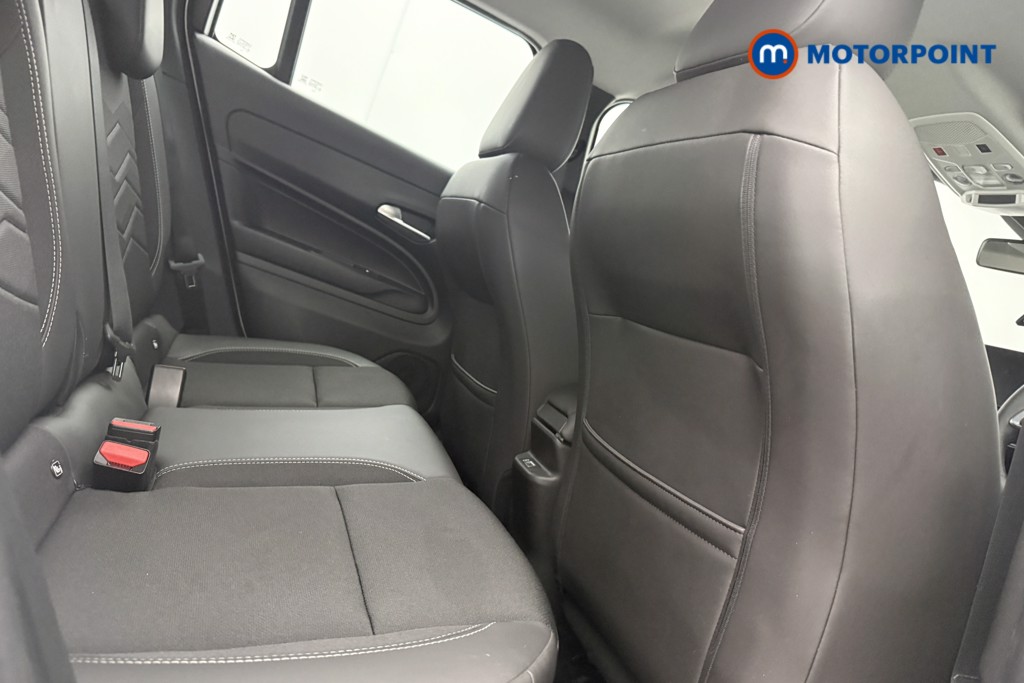 Jeep Avenger Altitude Manual Petrol SUV - Stock Number (1565120) - 8th supplementary image