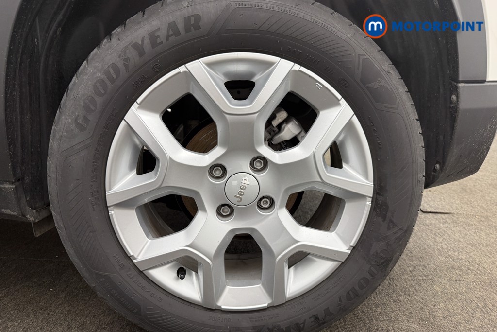Jeep Avenger Altitude Manual Petrol SUV - Stock Number (1565120) - 12th supplementary image