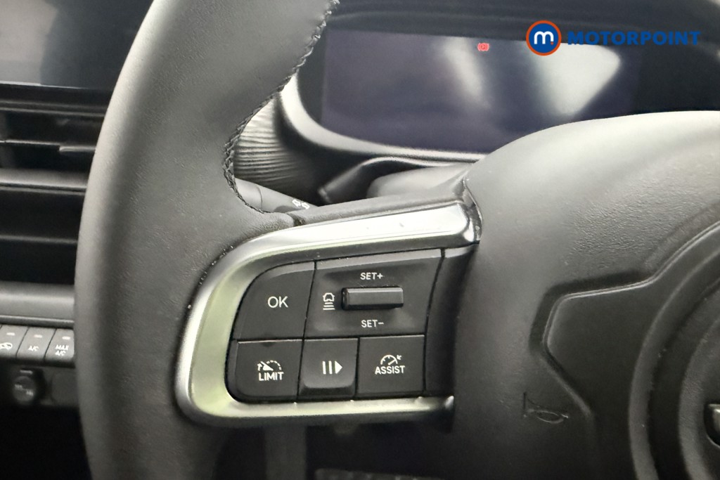 Jeep Avenger Altitude Manual Petrol SUV - Stock Number (1565120) - 13th supplementary image
