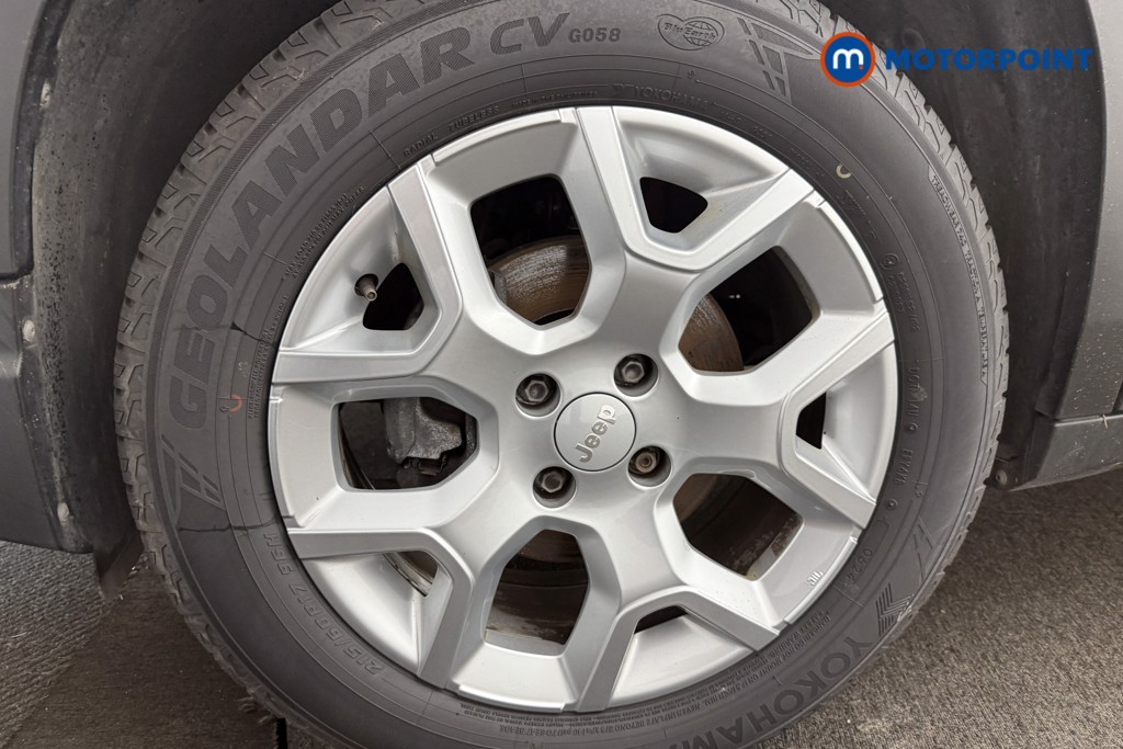 Jeep Avenger Altitude Manual Petrol SUV - Stock Number (1565133) - 11th supplementary image