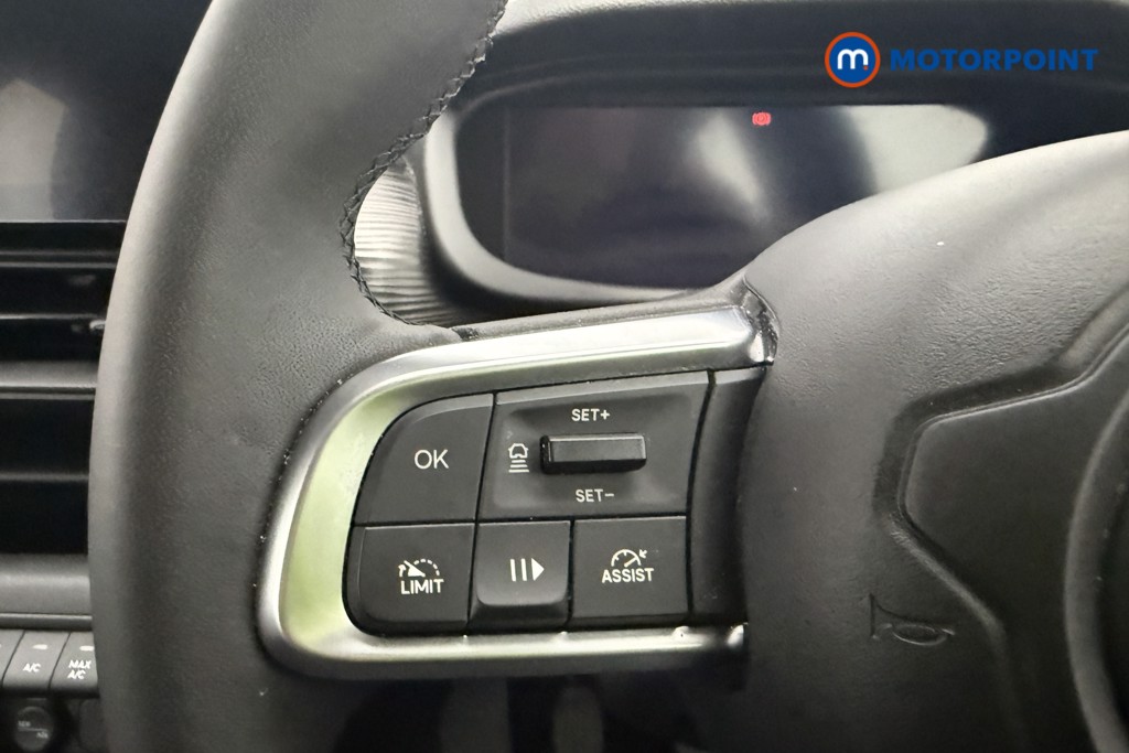 Jeep Avenger Altitude Manual Petrol SUV - Stock Number (1565133) - 13th supplementary image