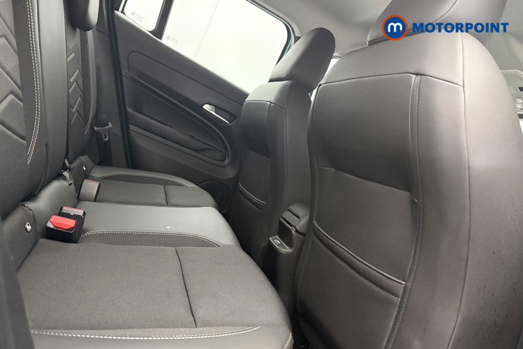 Jeep Avenger Altitude Manual Petrol SUV - Stock Number (1565134) - 8th supplementary image