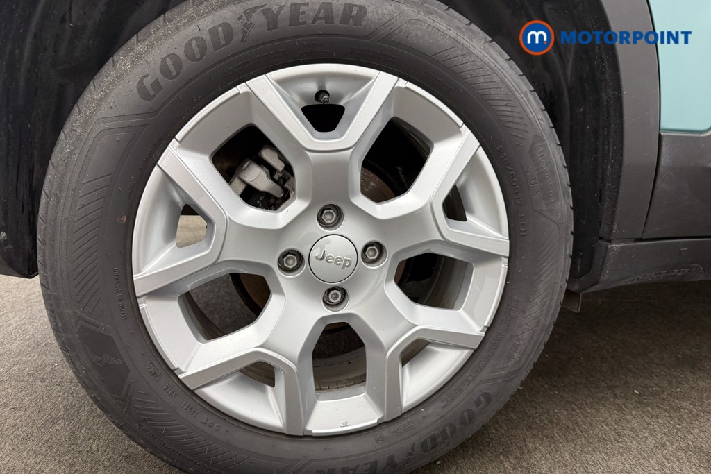 Jeep Avenger Altitude Manual Petrol SUV - Stock Number (1565134) - 9th supplementary image
