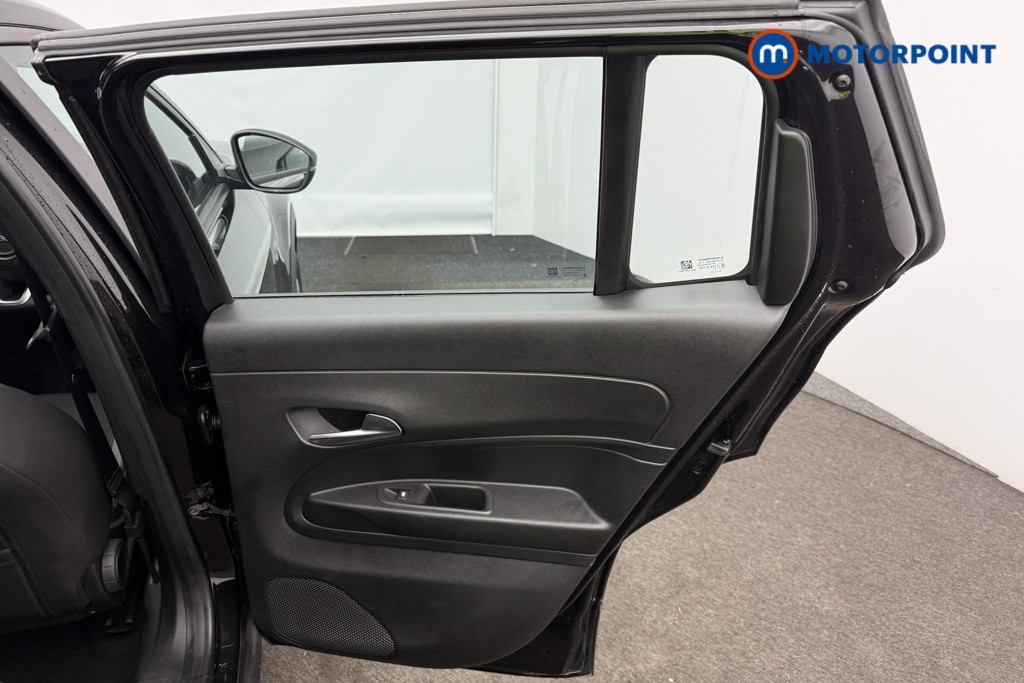 Jeep Avenger Altitude Manual Petrol SUV - Stock Number (1565137) - 12th supplementary image