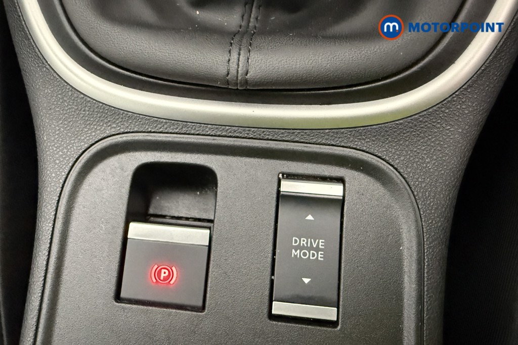 Jeep Avenger Altitude Manual Petrol SUV - Stock Number (1565137) - 18th supplementary image
