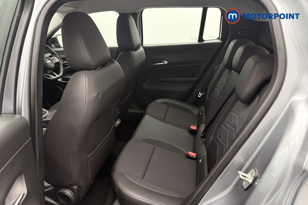Jeep Avenger Altitude Manual Petrol SUV - Stock Number (1565153) - 4th supplementary image