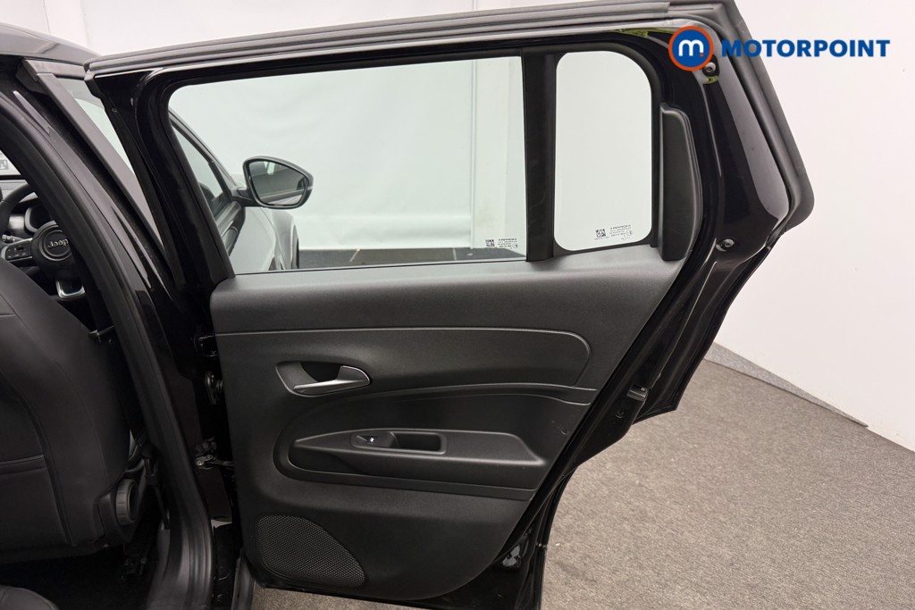 Jeep Avenger Altitude Manual Petrol SUV - Stock Number (1565179) - 11th supplementary image