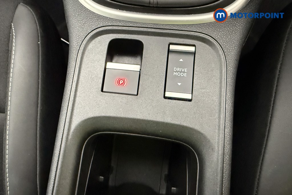 Jeep Avenger Altitude Manual Petrol SUV - Stock Number (1565179) - 13th supplementary image