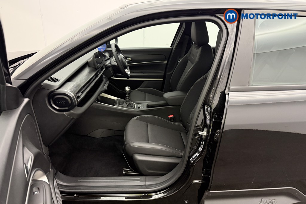 Jeep Avenger Altitude Manual Petrol SUV - Stock Number (1565179) - 1st supplementary image