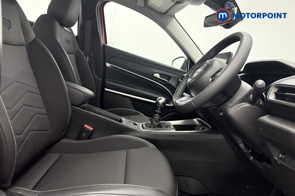 Jeep Avenger Altitude Manual Petrol SUV - Stock Number (1565183) - 7th supplementary image