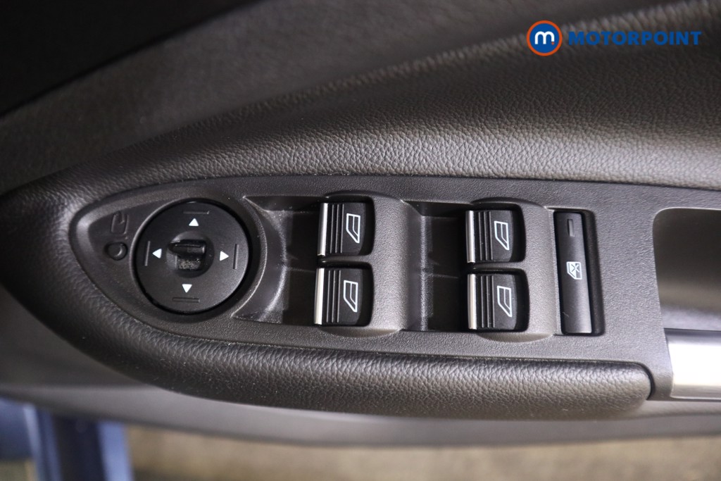 Ford Kuga St-Line Manual Petrol SUV - Stock Number (1565545) - 8th supplementary image