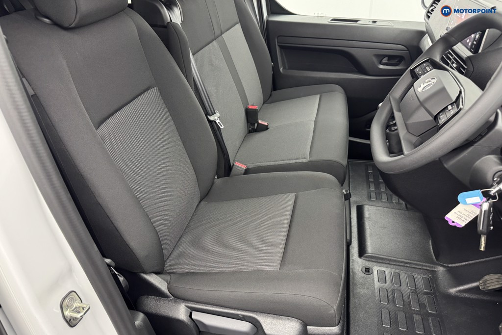 Vauxhall Vivaro Prime Manual Diesel Crew Bus - Stock Number (1567288) - 7th supplementary image