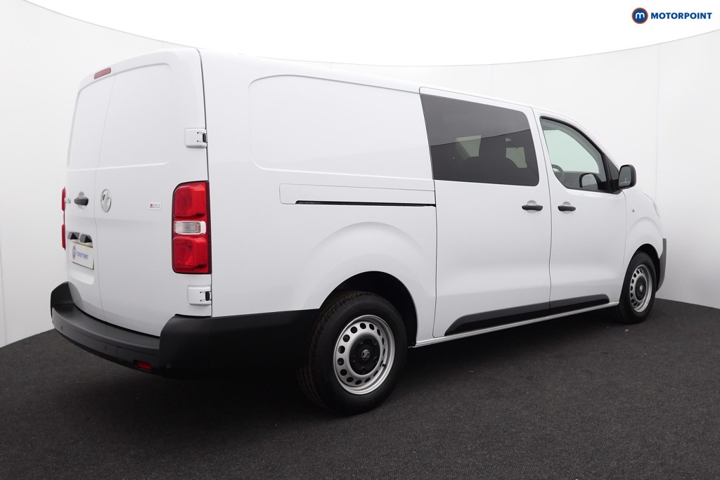 Vauxhall Vivaro Prime Manual Diesel Crew Bus - Stock Number (1567288) - Drivers side rear corner