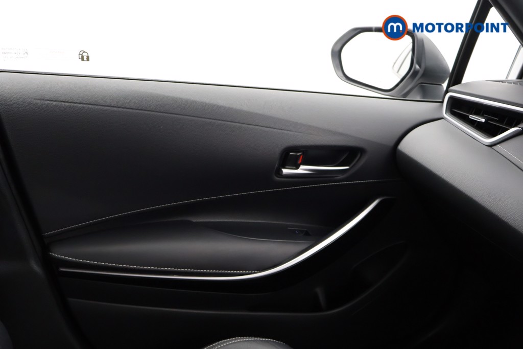 Toyota Corolla Design Automatic Petrol-Electric Hybrid Hatchback - Stock Number (1569314) - 8th supplementary image