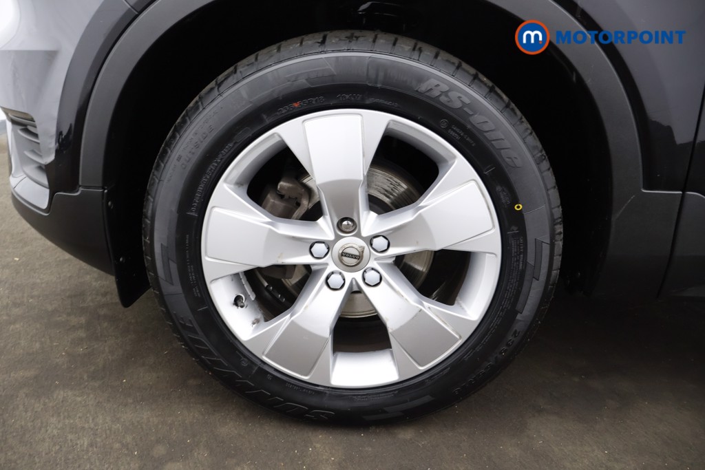 Volvo Xc40 Momentum Manual Petrol SUV - Stock Number (1569517) - 18th supplementary image