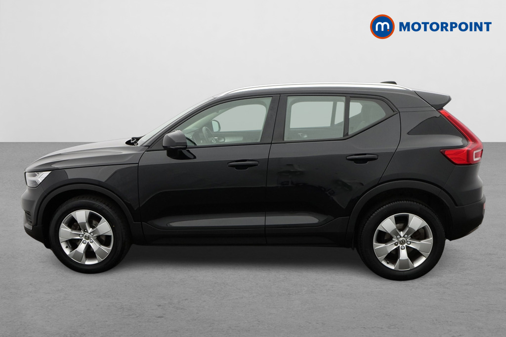Volvo Xc40 Momentum Manual Petrol SUV - Stock Number (1569517) - Passenger side