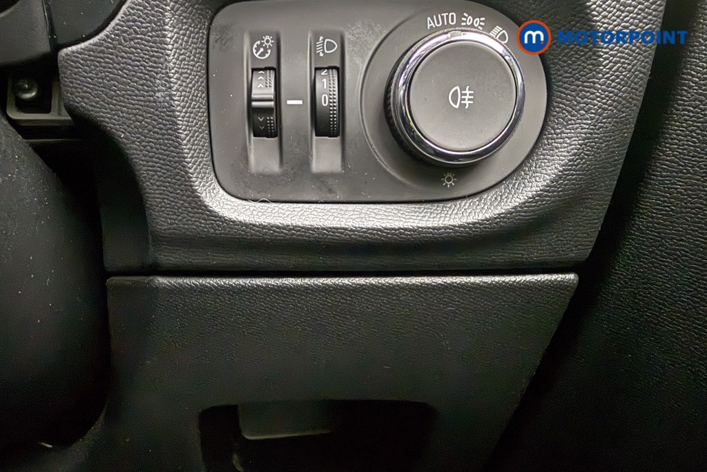 Vauxhall Corsa Design Manual Petrol Hatchback - Stock Number (1571438) - 16th supplementary image