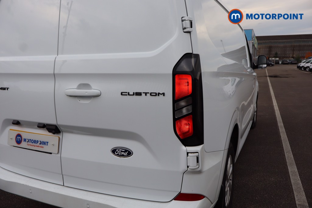 Ford Transit Custom Limited Manual Diesel Panel Van - Stock Number (1572790) - 27th supplementary image