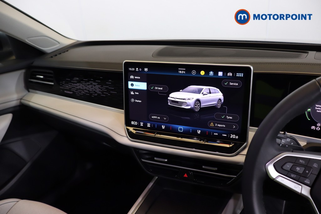 Volkswagen Passat Life Automatic Petrol Plug-In Hybrid Estate - Stock Number (1573305) - 3rd supplementary image